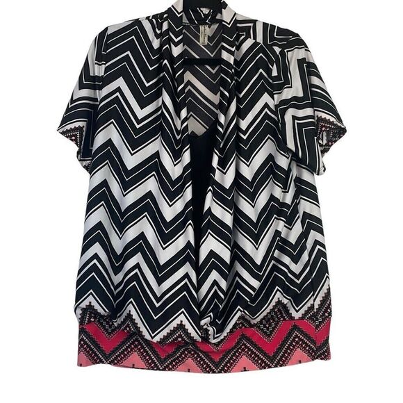 Per Seption Women's Chevron-Print Short Sleeve Layered Blouse Black & White 1X - Picture 1 of 10